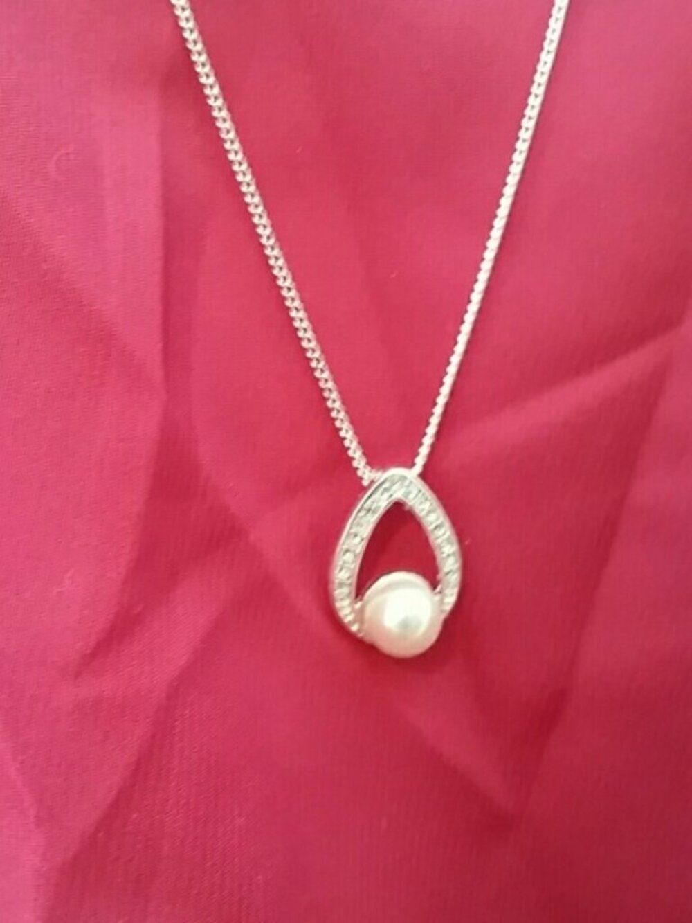 Necklace and earring set.